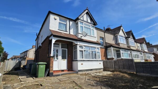 Headstone Gardens, Harrow, HA2