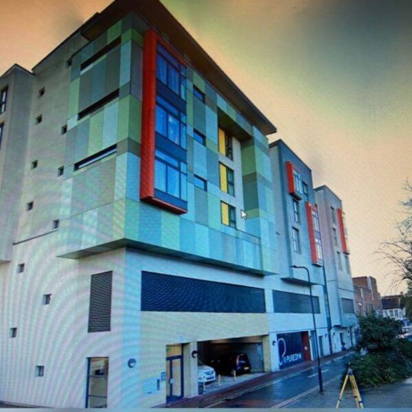 Elm Road, Wembley