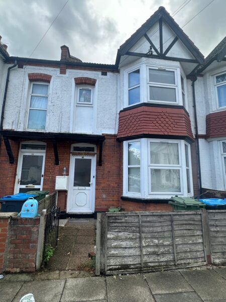 Rosebank Avenue, Wembley